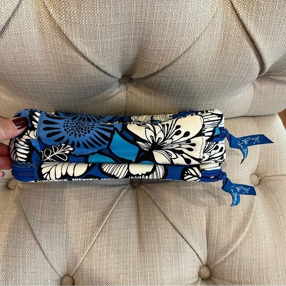 Vera Bradley Blue and Black Tools-and-brushes